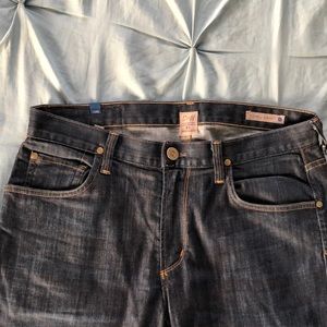 Dark wash relaxed jeans